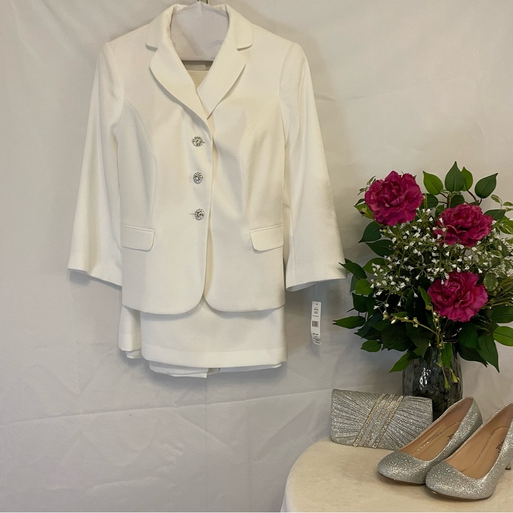 John Meyer White 2pc Skirt Suit Set-Size 16W-NWT
